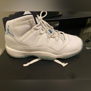 Authentic Jordan’s 11-Colombianas